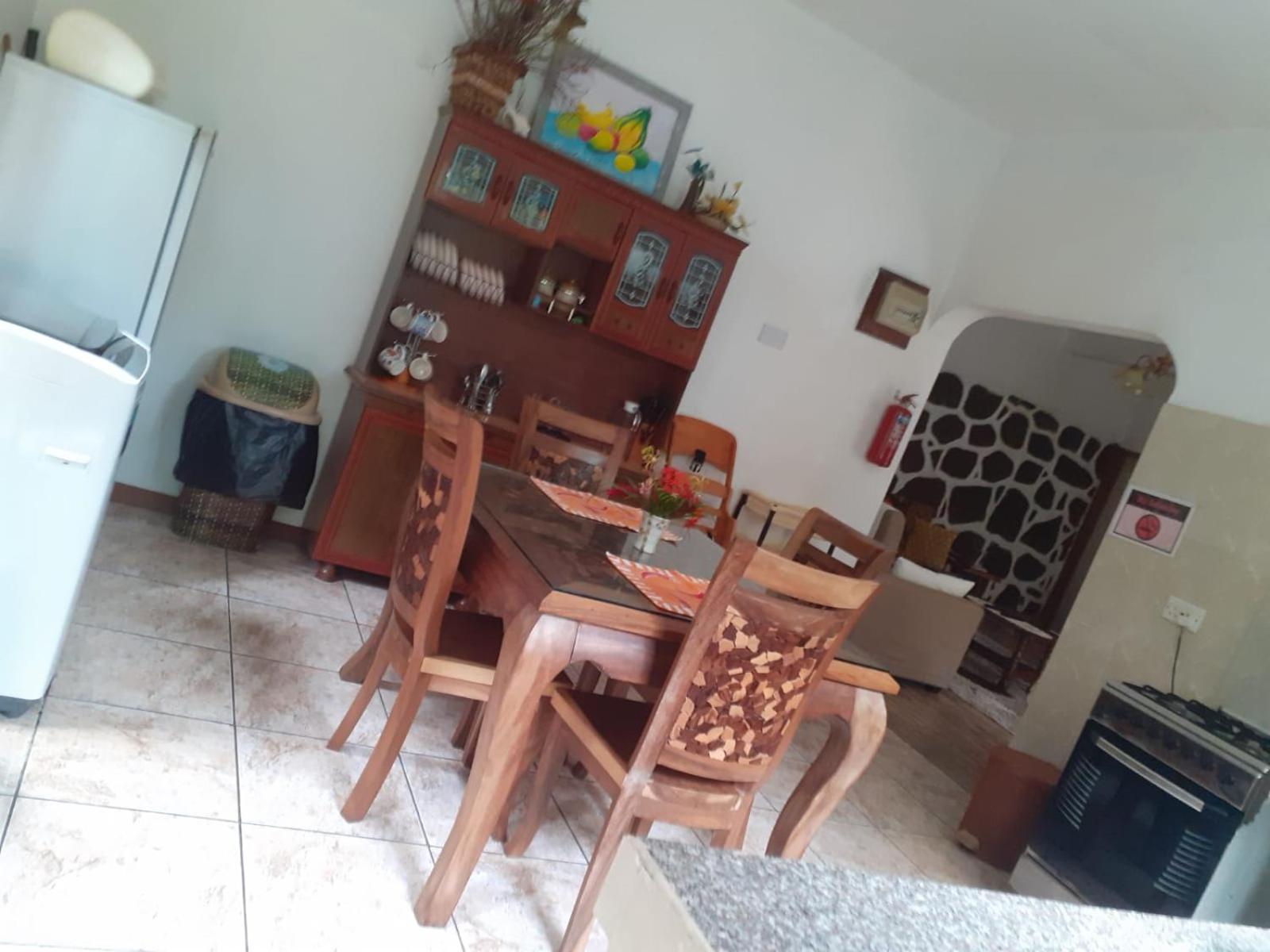 Gigi'S Self Catering Apartment Port Glaud Zewnętrze zdjęcie