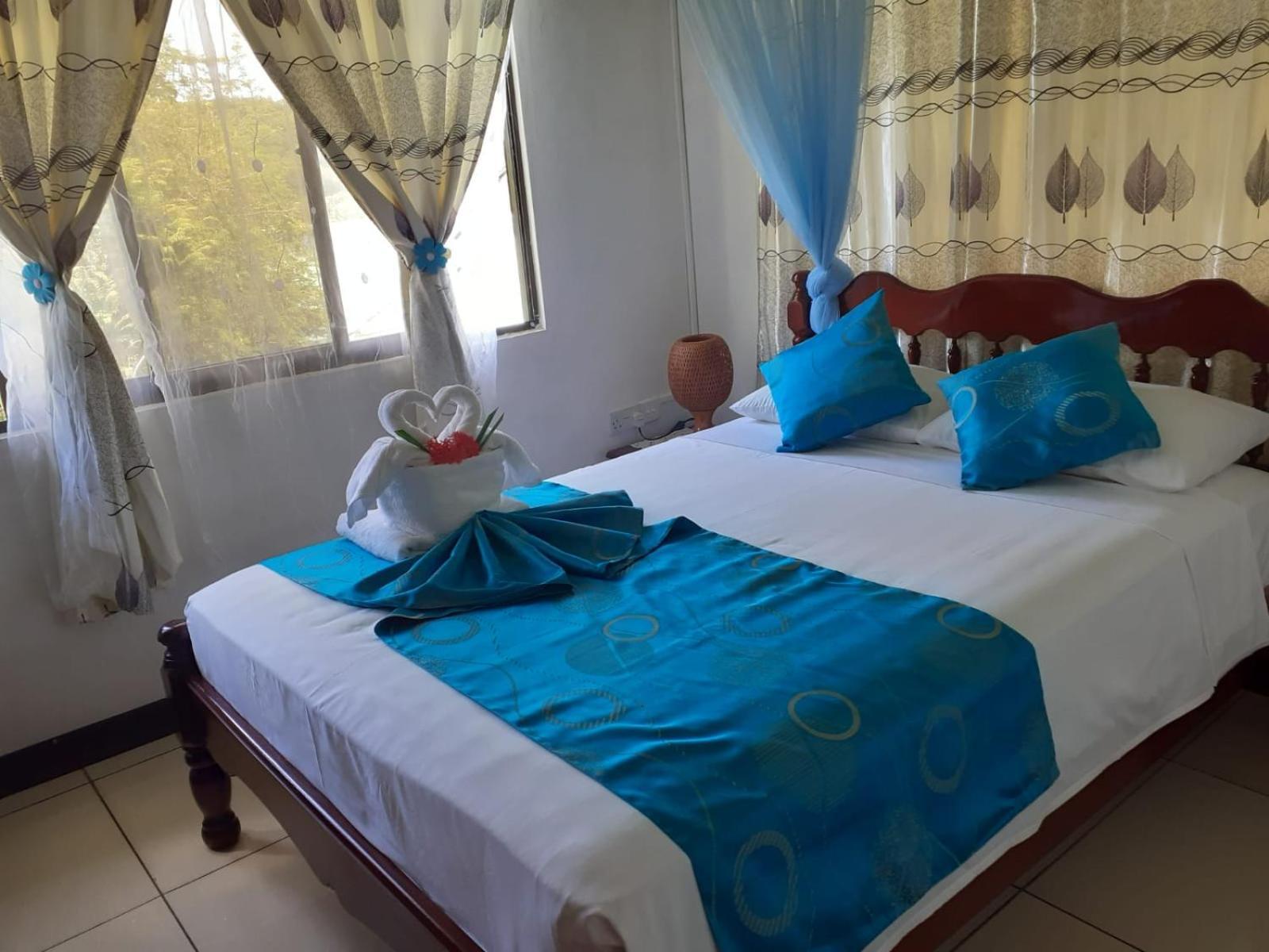 Gigi'S Self Catering Apartment Port Glaud Zewnętrze zdjęcie